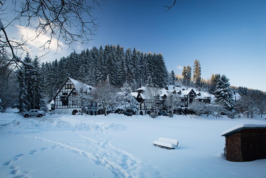 Relais & Chateaux Jagdhof Glashuette Hotel Bad Laasphe Eksteriør billede